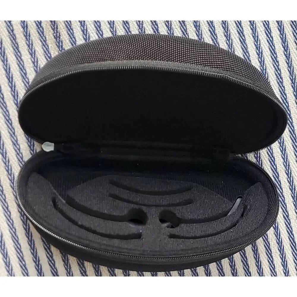 Oakley black zippered